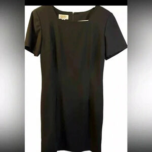 Talbots Short Sleeves Black Shift Dress Size 10 Petite EUC Lined